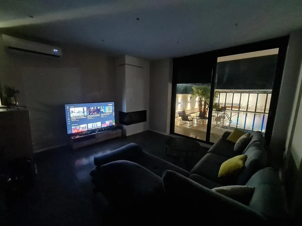 Lt Luxury Villa Rrushkull